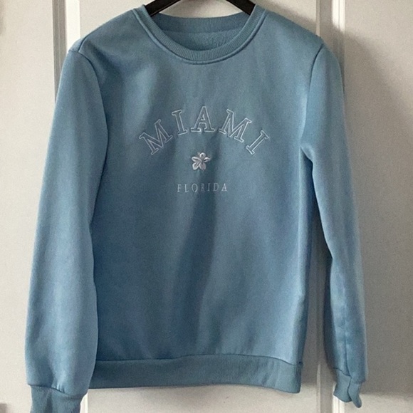 SHEIN Blue Crew Neck Sweater Soft Casual Style -Sz S - Picture 1 of 3